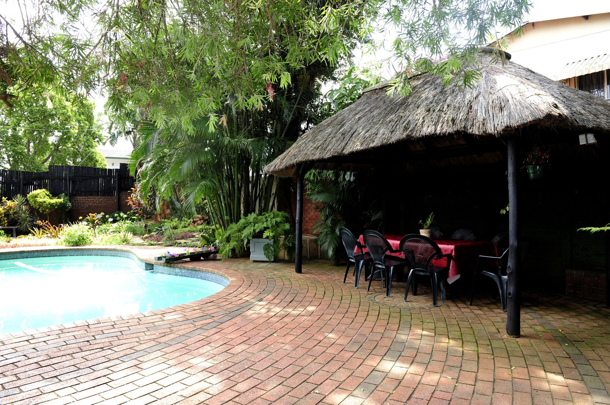 Oliveroom Self Catering And B&B Durban Bagian luar foto
